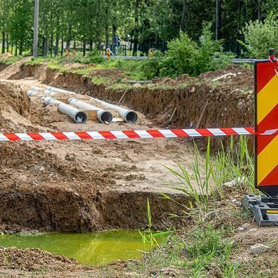 Барьерная лента HPX Barrier Tape для ограждения территорий 50 мм х 100 м Бело-красная