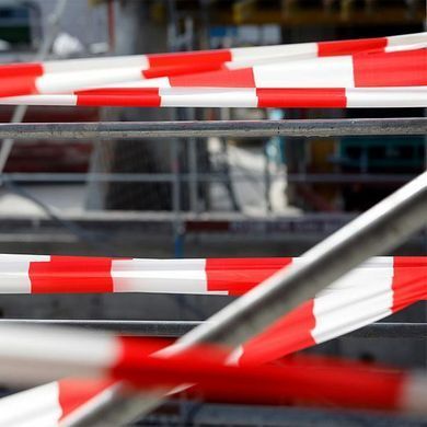 Барьерная лента HPX Barrier Tape для ограждения территорий 50 мм х 100 м Бело-красная