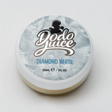 Твердый воск для светлых автомобилей Dodo Juice Diamond White 30мл