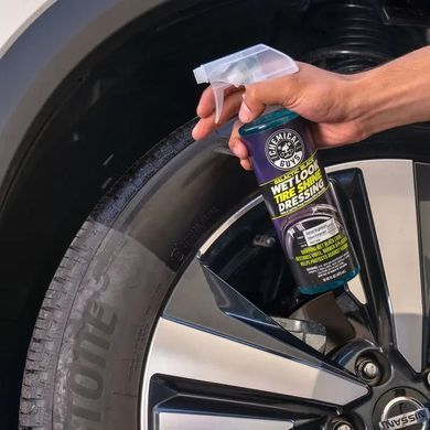 Захисний засіб для гуми GALACTIC BLACK WET LOOK TIRE SHINE DRESSING - 473мл
