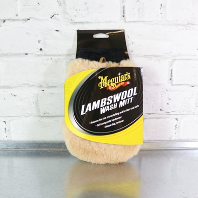 Рукавица лама для мойки Meguiar's A7301 Lambs Wool Wash Mitt