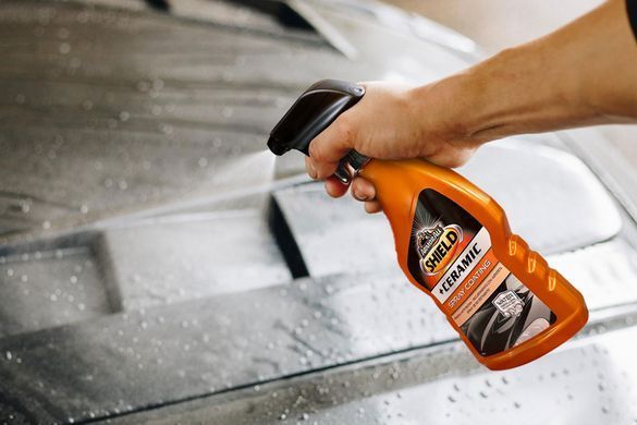 Защитный спрей с керамическим покрытием ArmorAll Shield + Ceramic Spray Coating 500 мл